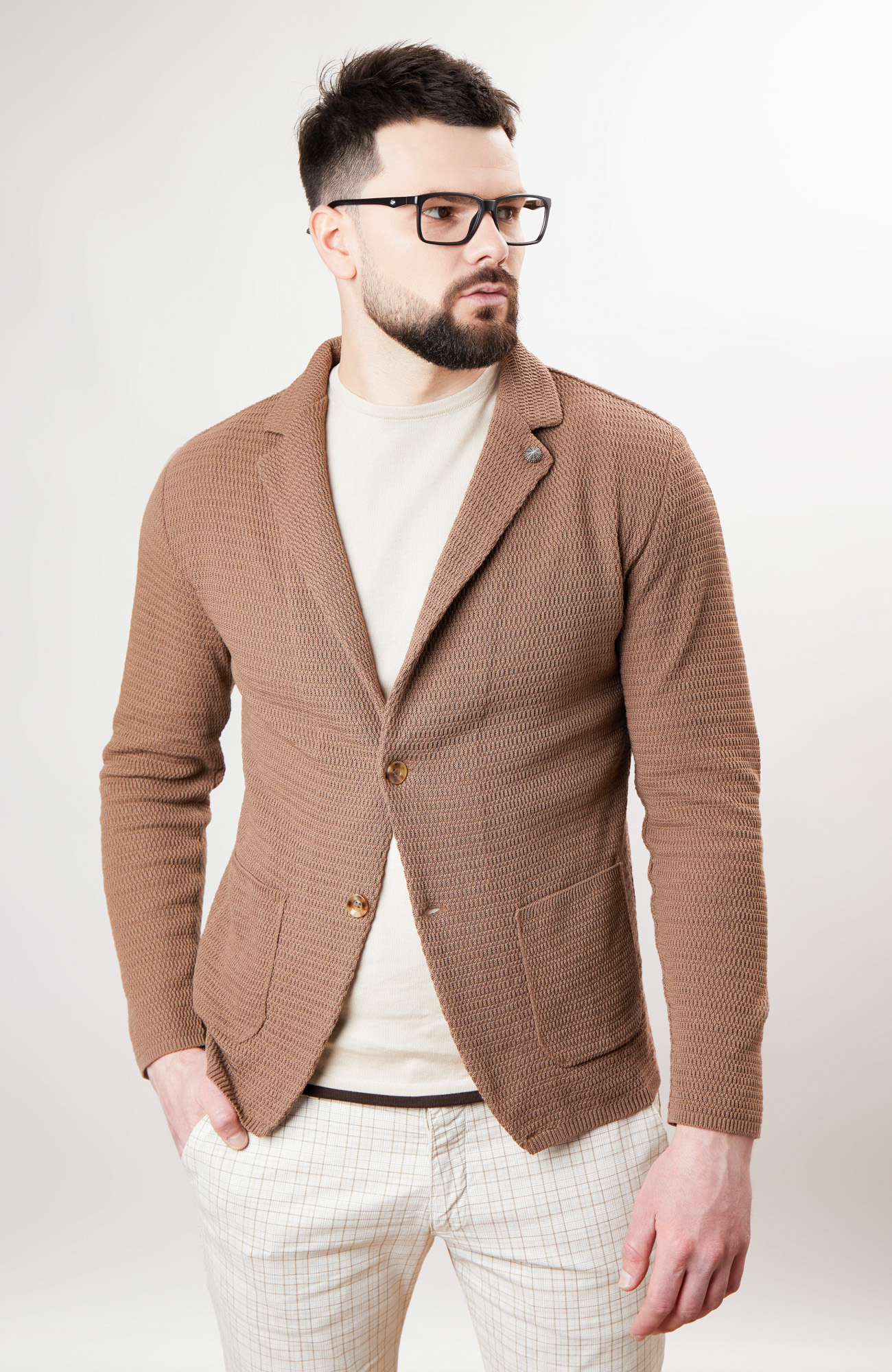 Чоловічі кардигани: як обрати універсальну річ для стилю та комфорту