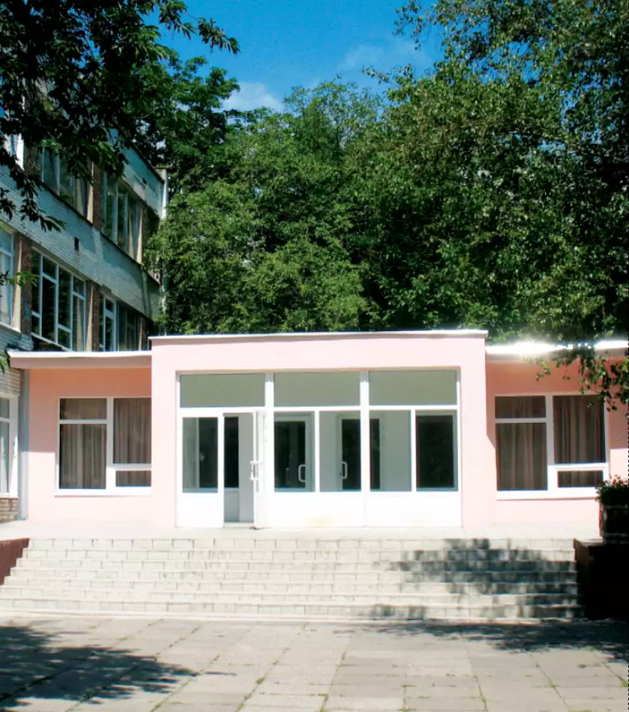 Укриття Запорізька гімназія №2 ім. Лесі Українки Запорізької міської ради Запорізької області - Запоріжжя на RadarEn (РадарЕн)