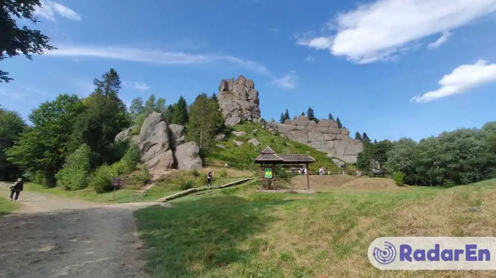Фортеця Тустань (Tustan) - Львівська область на RadarEn (РадарЕн)